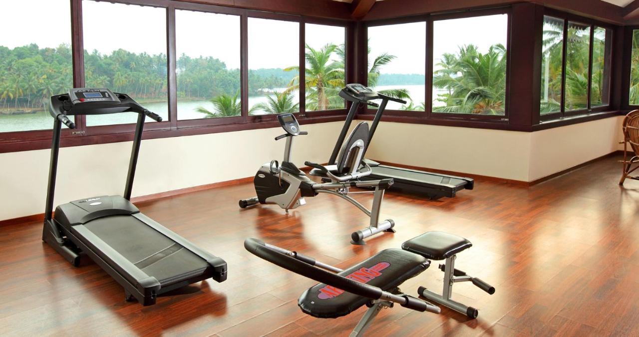 Fragrant Nature Backwater Resort & Ayurveda Spa Kollam Bagian luar foto