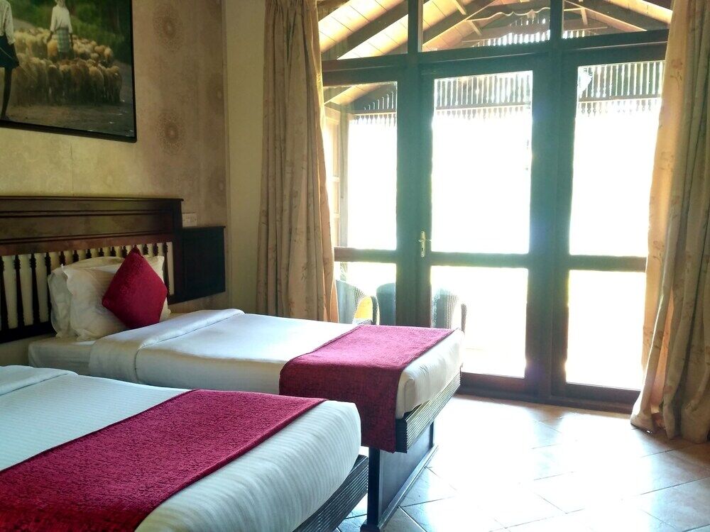 Fragrant Nature Backwater Resort & Ayurveda Spa Kollam Bagian luar foto